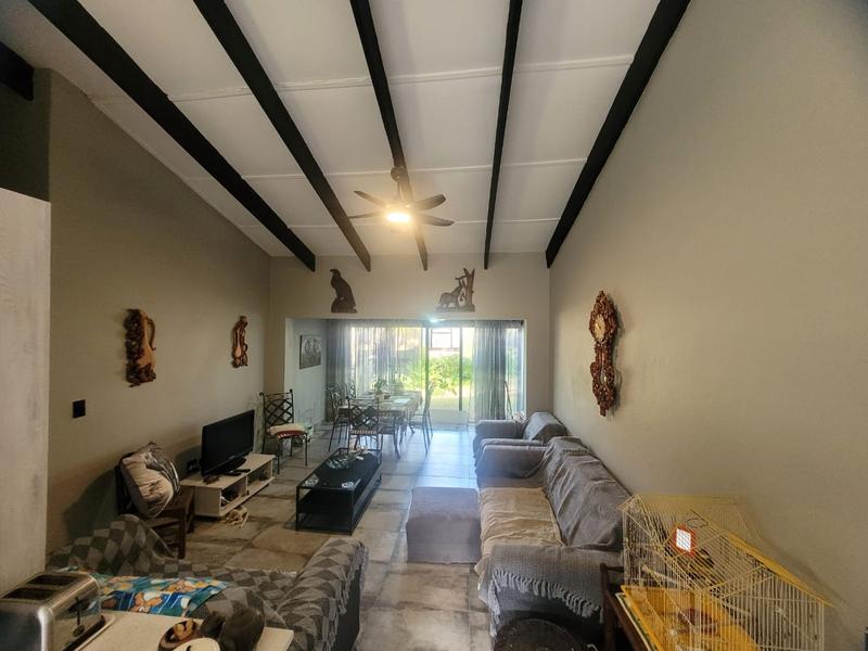 2 Bedroom Property for Sale in Margate KwaZulu-Natal