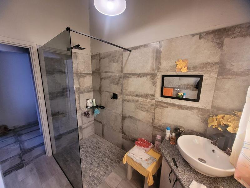 2 Bedroom Property for Sale in Margate KwaZulu-Natal