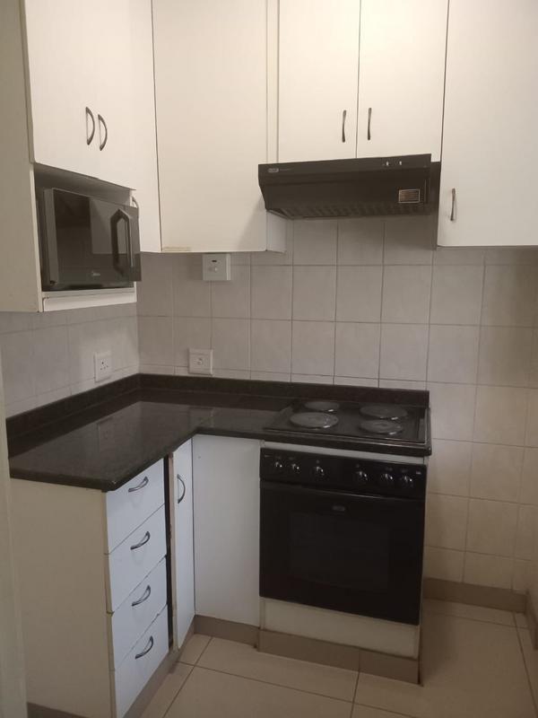 To Let 1 Bedroom Property for Rent in Glenwood KwaZulu-Natal