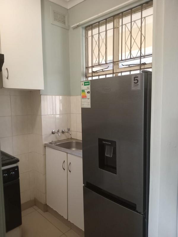To Let 1 Bedroom Property for Rent in Glenwood KwaZulu-Natal