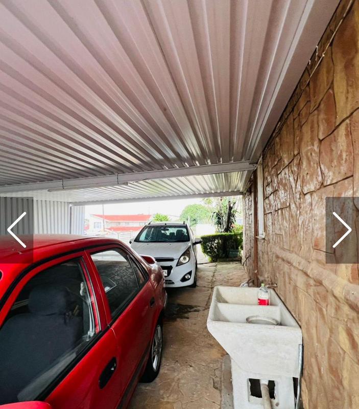 2 Bedroom Property for Sale in Trenance Manor KwaZulu-Natal