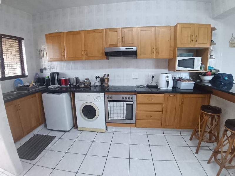 3 Bedroom Property for Sale in Uvongo Beach KwaZulu-Natal