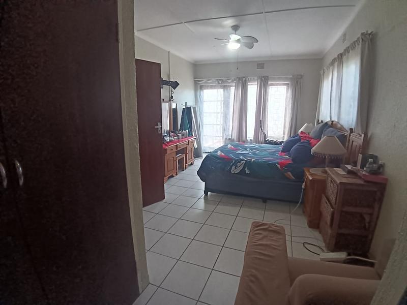 3 Bedroom Property for Sale in Uvongo Beach KwaZulu-Natal