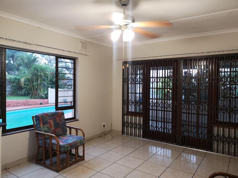 To Let 1 Bedroom Property for Rent in Amanzimtoti KwaZulu-Natal