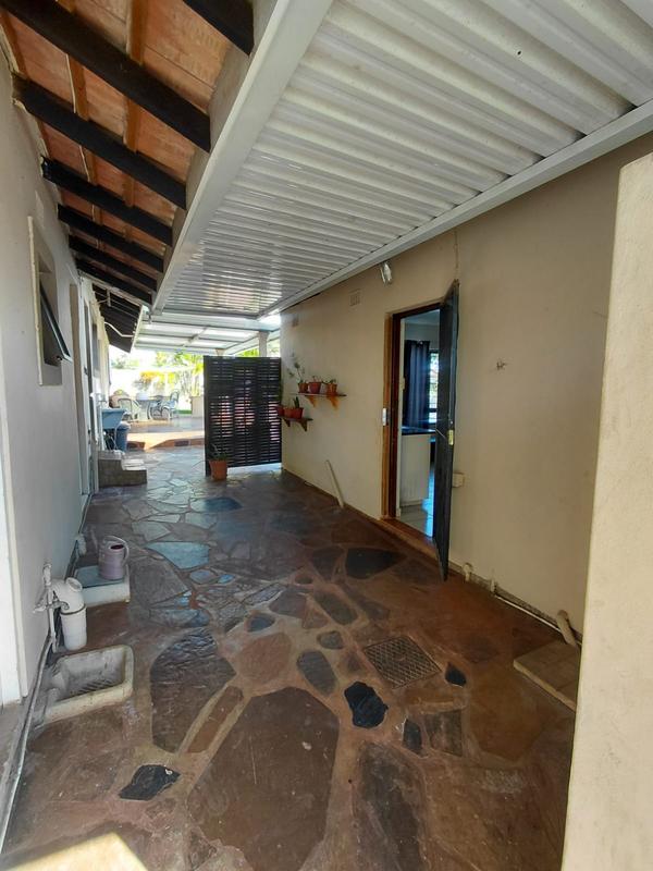 To Let 1 Bedroom Property for Rent in Amanzimtoti KwaZulu-Natal