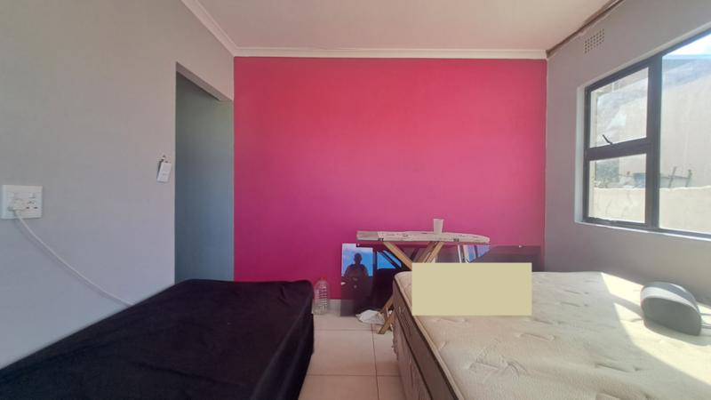 1 Bedroom Property for Sale in Umlazi KwaZulu-Natal