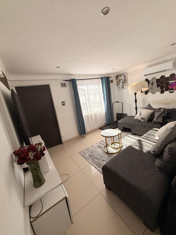 4 Bedroom Property for Sale in Ntuzuma KwaZulu-Natal