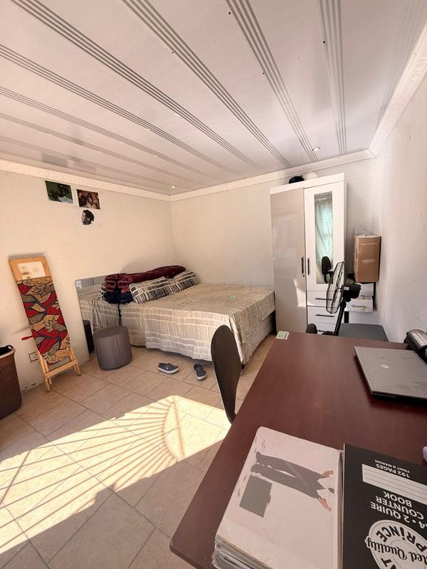 4 Bedroom Property for Sale in Ntuzuma KwaZulu-Natal