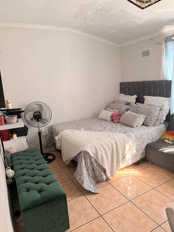 4 Bedroom Property for Sale in Ntuzuma KwaZulu-Natal