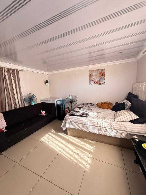 4 Bedroom Property for Sale in Ntuzuma KwaZulu-Natal