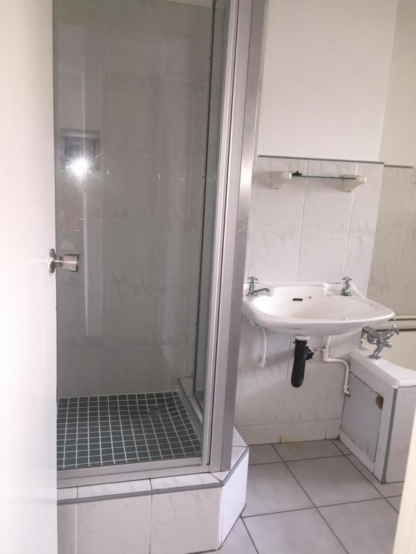 1 Bedroom Property for Sale in Esplanade KwaZulu-Natal