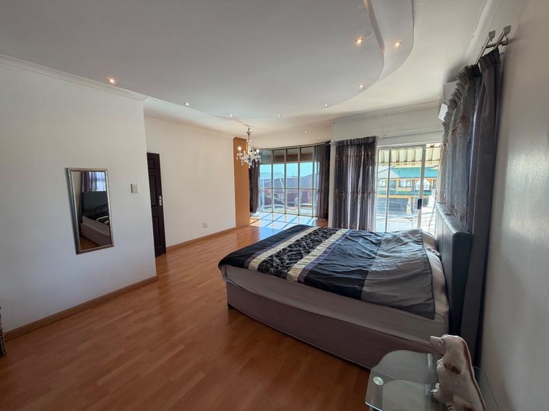 4 Bedroom Property for Sale in Somerset Park KwaZulu-Natal