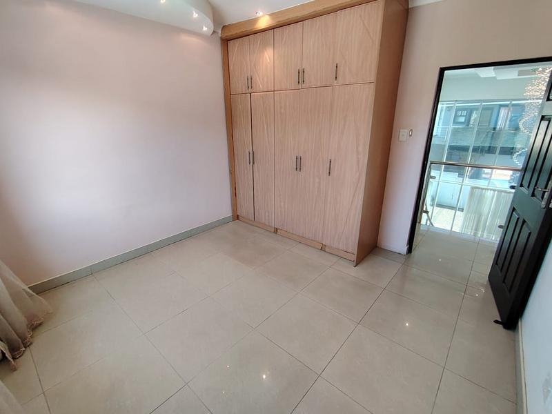 4 Bedroom Property for Sale in Somerset Park KwaZulu-Natal