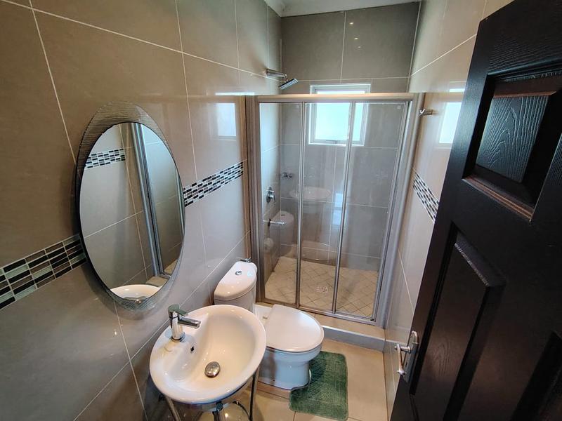 4 Bedroom Property for Sale in Somerset Park KwaZulu-Natal