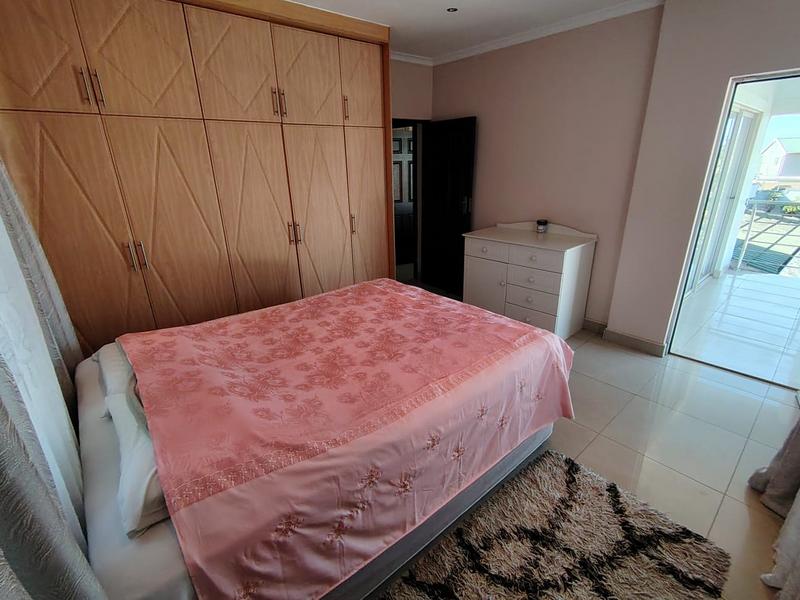 4 Bedroom Property for Sale in Somerset Park KwaZulu-Natal