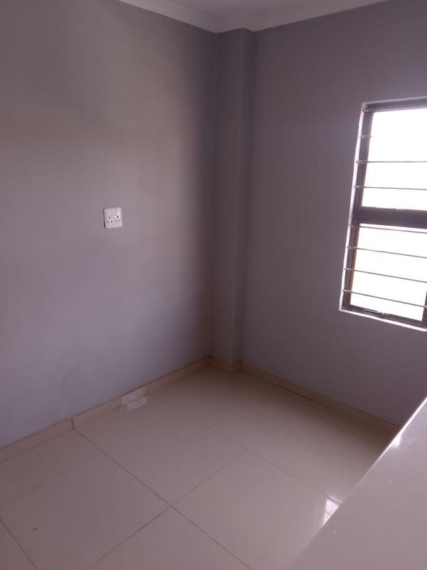 To Let 1 Bedroom Property for Rent in Overport KwaZulu-Natal