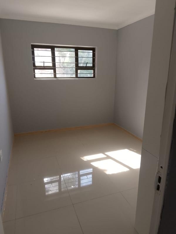 To Let 1 Bedroom Property for Rent in Overport KwaZulu-Natal
