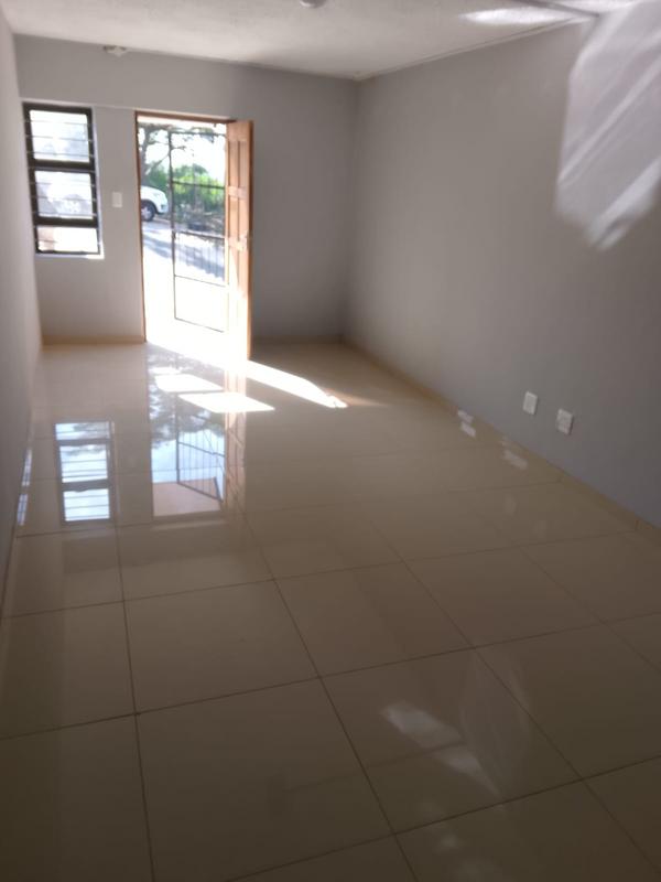 To Let 2 Bedroom Property for Rent in Overport KwaZulu-Natal