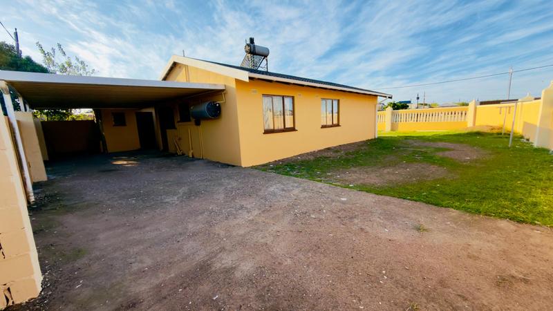 3 Bedroom Property for Sale in Kwamashu KwaZulu-Natal