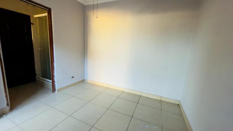 3 Bedroom Property for Sale in Kwamashu KwaZulu-Natal
