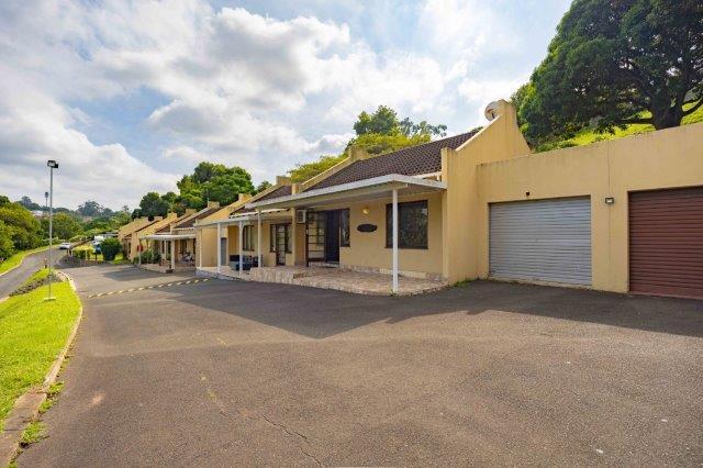 1 Bedroom Property for Sale in Queensburgh KwaZulu-Natal