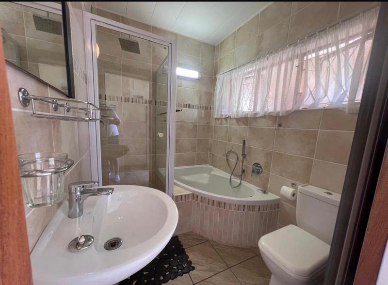 2 Bedroom Property for Sale in Shelly Beach KwaZulu-Natal