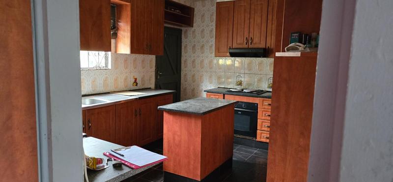 2 Bedroom Property for Sale in Umzinto KwaZulu-Natal