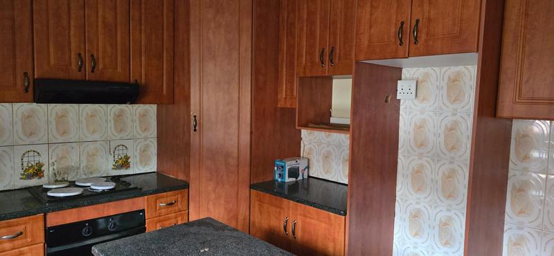 2 Bedroom Property for Sale in Umzinto KwaZulu-Natal