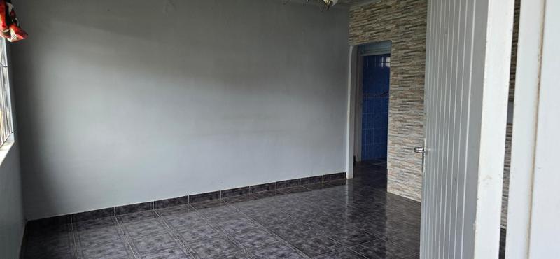 2 Bedroom Property for Sale in Umzinto KwaZulu-Natal