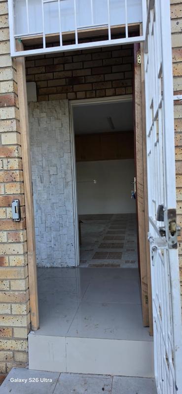 To Let 2 Bedroom Property for Rent in Reservoir Hills KwaZulu-Natal