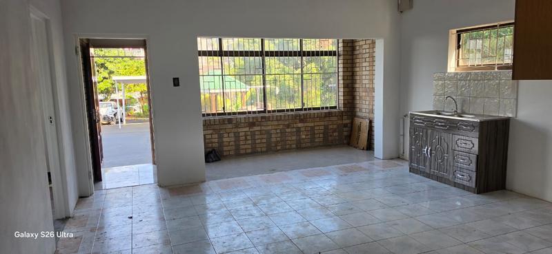 To Let 2 Bedroom Property for Rent in Reservoir Hills KwaZulu-Natal