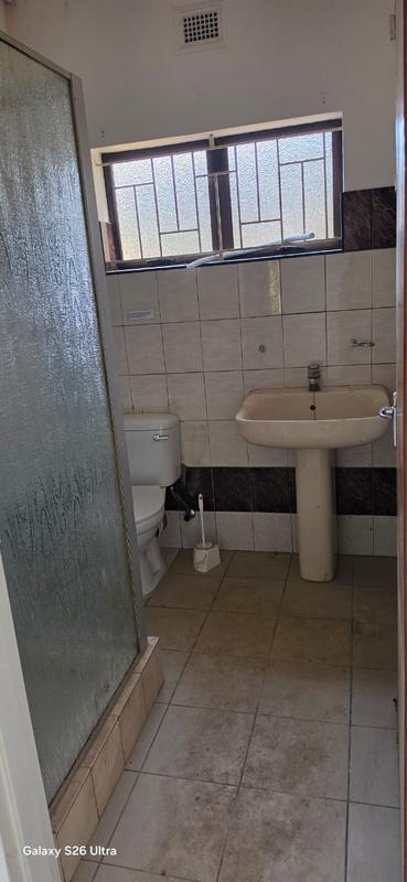 To Let 2 Bedroom Property for Rent in Reservoir Hills KwaZulu-Natal