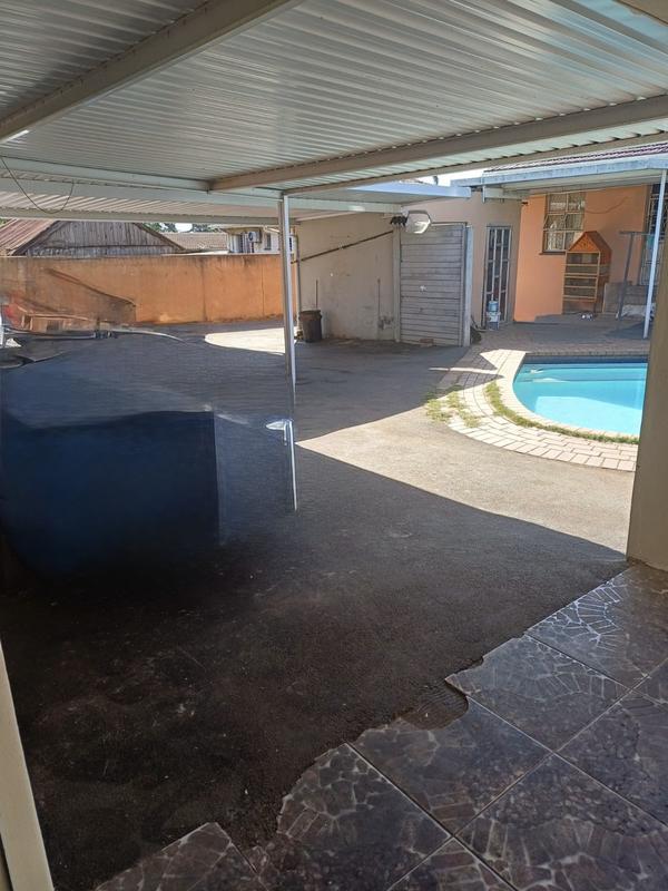 To Let 3 Bedroom Property for Rent in Wentworth KwaZulu-Natal
