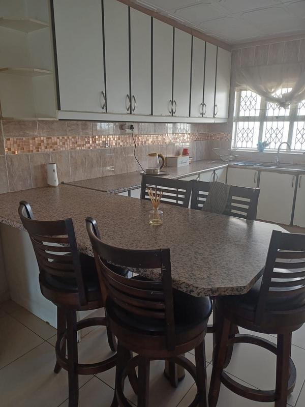 To Let 3 Bedroom Property for Rent in Wentworth KwaZulu-Natal
