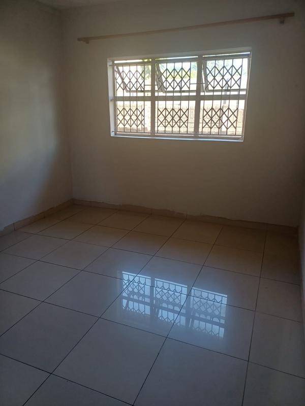 To Let 3 Bedroom Property for Rent in Wentworth KwaZulu-Natal