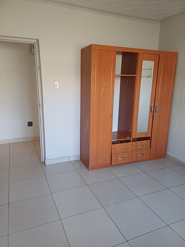 To Let 3 Bedroom Property for Rent in Wentworth KwaZulu-Natal