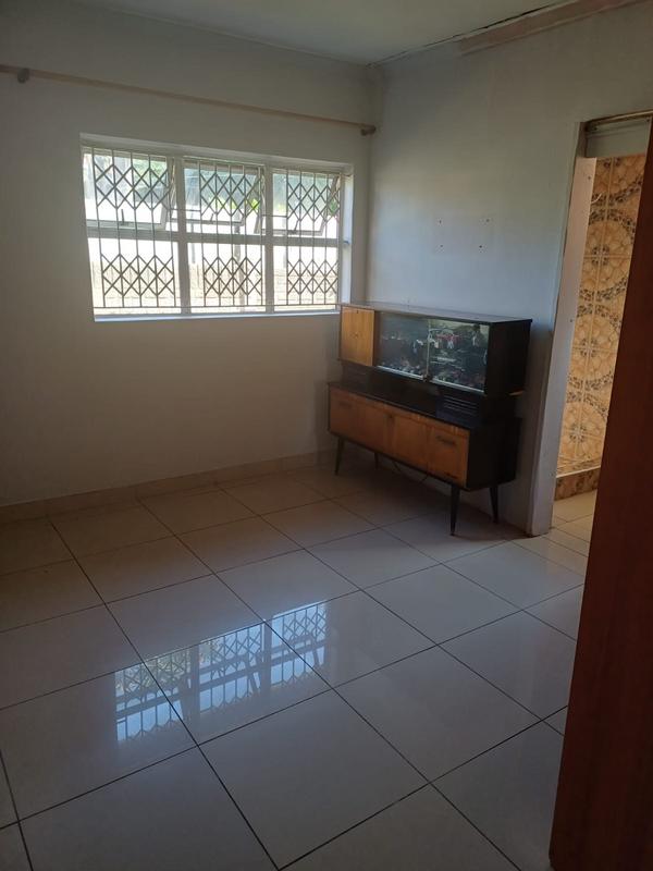 To Let 3 Bedroom Property for Rent in Wentworth KwaZulu-Natal