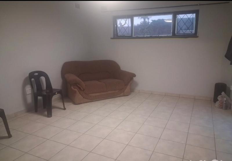 1 Bedroom Property for Sale in Amanzimtoti KwaZulu-Natal