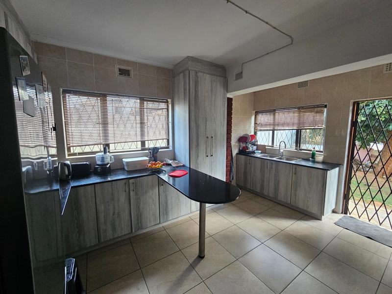 To Let 3 Bedroom Property for Rent in Overport KwaZulu-Natal