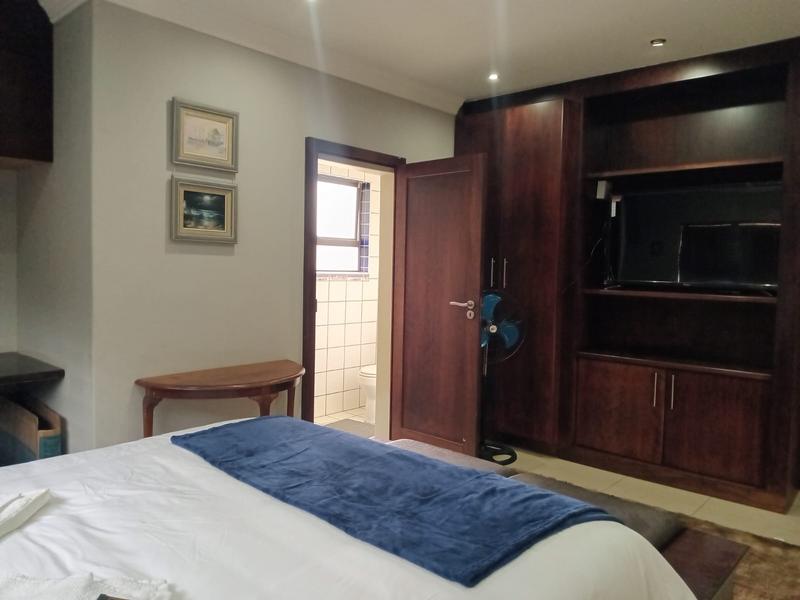 3 Bedroom Property for Sale in Uvongo KwaZulu-Natal