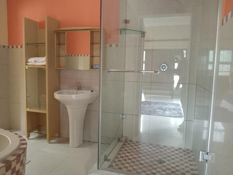 3 Bedroom Property for Sale in Uvongo KwaZulu-Natal