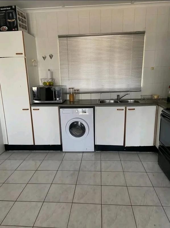 To Let 1 Bedroom Property for Rent in Glenmore KwaZulu-Natal