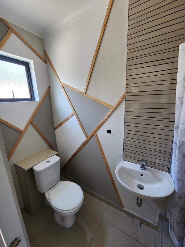 To Let 2 Bedroom Property for Rent in Durban North KwaZulu-Natal