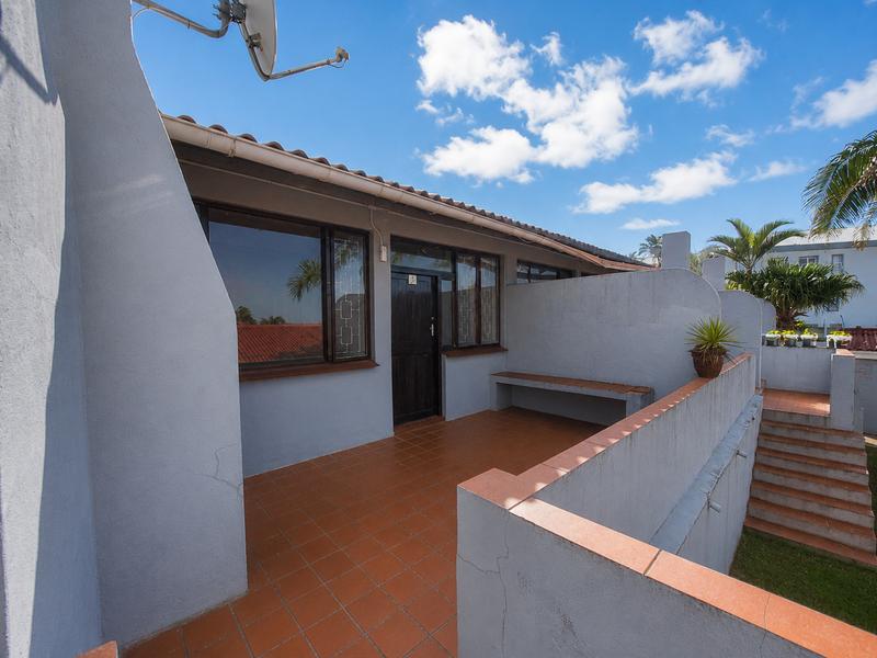 To Let 1 Bedroom Property for Rent in Lawrence Rocks KwaZulu-Natal