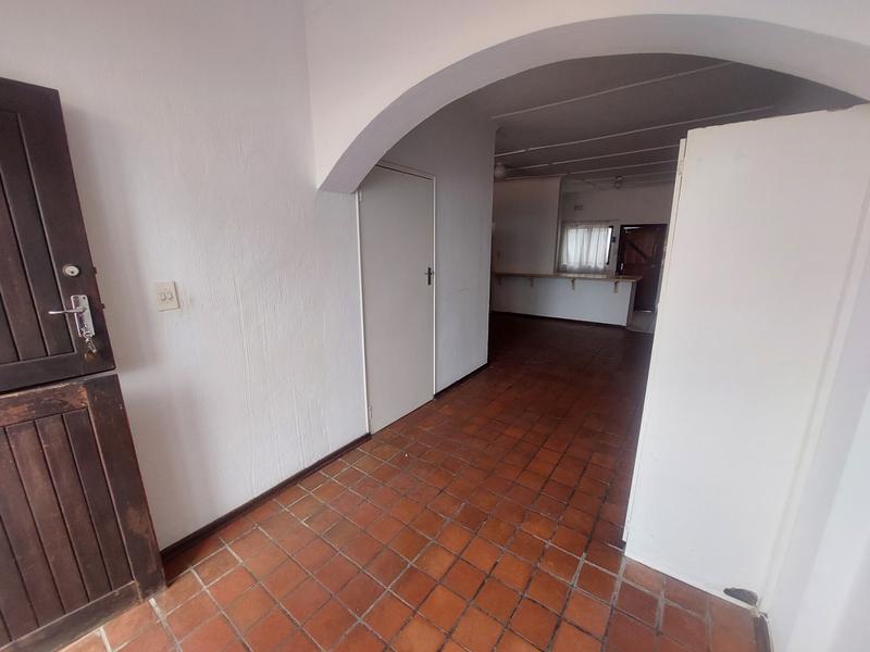 To Let 1 Bedroom Property for Rent in Lawrence Rocks KwaZulu-Natal