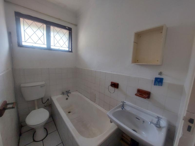 To Let 1 Bedroom Property for Rent in Lawrence Rocks KwaZulu-Natal