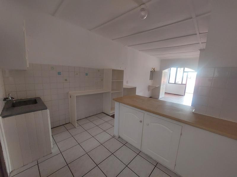 To Let 1 Bedroom Property for Rent in Lawrence Rocks KwaZulu-Natal