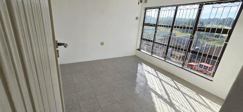 To Let 1 Bedroom Property for Rent in Crossmoor KwaZulu-Natal