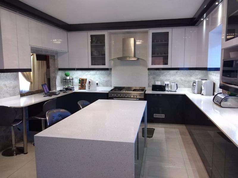 4 Bedroom Property for Sale in Park Rynie KwaZulu-Natal