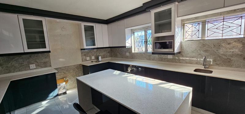4 Bedroom Property for Sale in Park Rynie KwaZulu-Natal